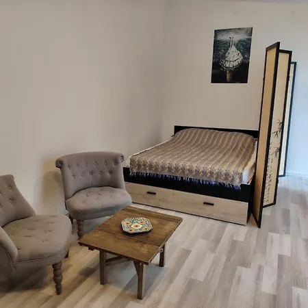 De Plain-pied Jardin Apartment *